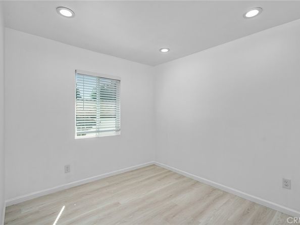 2250 Duane, Los Angeles CA 90039