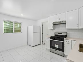 2250 Duane, Los Angeles CA 90039
