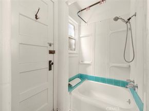 805 W Bay, Newport Beach CA 92661