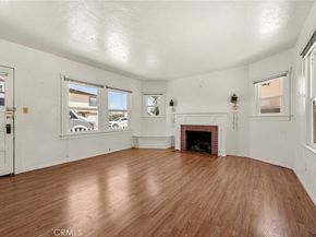 805 W Bay, Newport Beach CA 92661