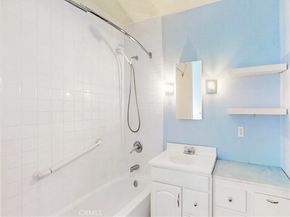 240 N Avenue 49, Los Angeles CA 90042