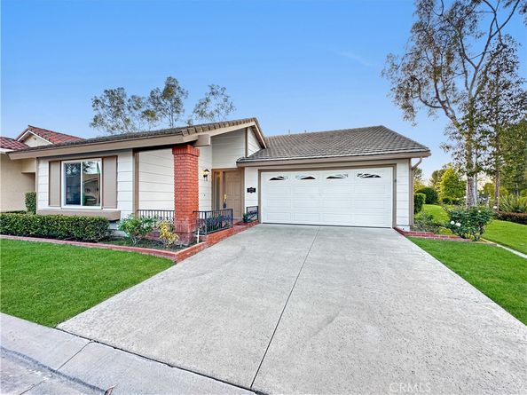 28402 Pacheco, Mission Viejo CA 92692