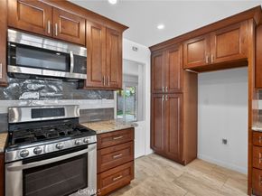 11 Redwood Tree, Irvine CA 92612