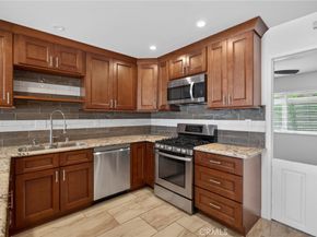 11 Redwood Tree, Irvine CA 92612