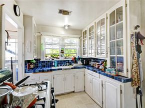7949 7951 Washington Avenue, Whittier CA 90602