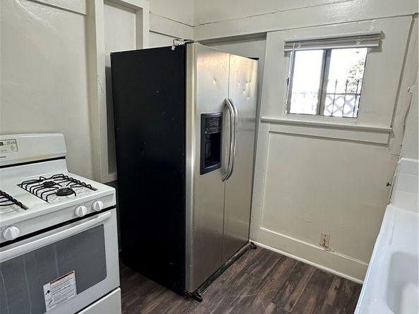 1101 Cherry Avenue, Long Beach CA 90813