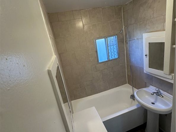 1101 Cherry Avenue, Long Beach CA 90813