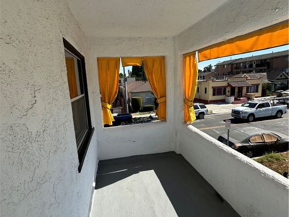 1101 Cherry Avenue, Long Beach CA 90813