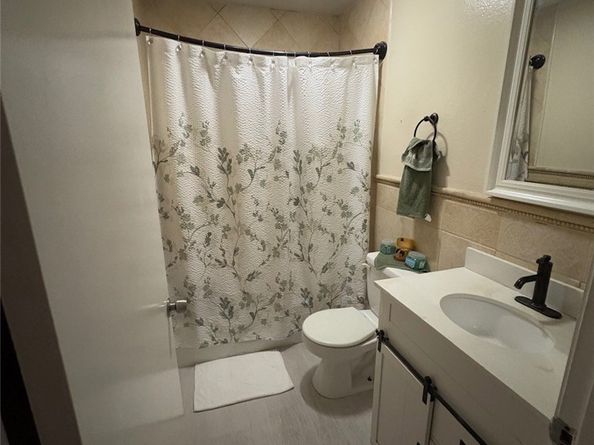 2227 N Broadway K, Santa Ana CA 92706