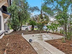 913 S Diamond, Santa Ana CA 92704