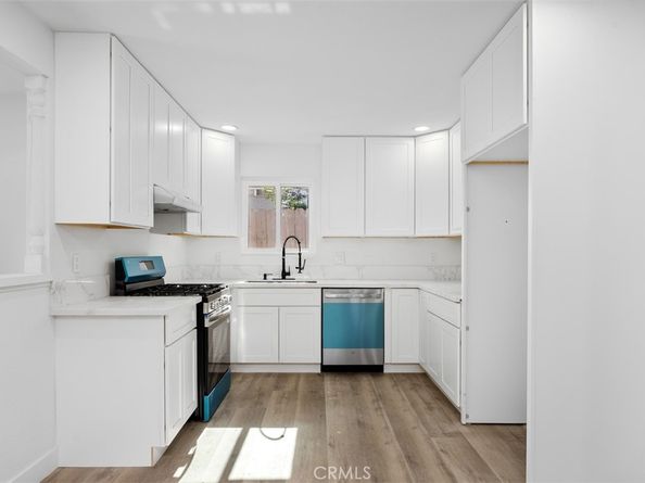 913 S Diamond, Santa Ana CA 92704