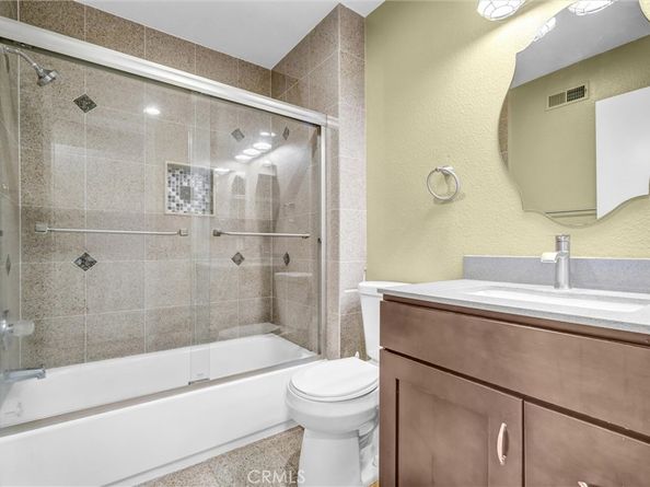 1700 W Cerritos 144, Anaheim CA 92804