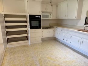 13720 St Andrews Dr M1-45J, Seal Beach CA 90740