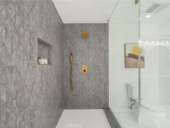 1 Misty Meadow #30, Irvine CA 92612