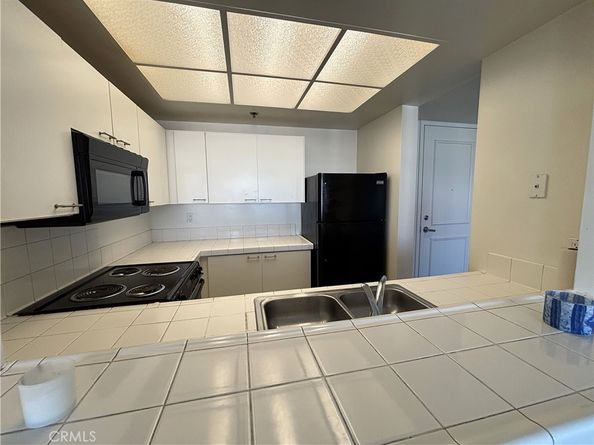 525 E Seaside Way 1801, Long Beach CA 90802