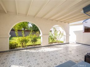 6105 Willowcrest, North Hollywood CA 91606