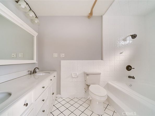 5019 Fanwood Ave., Lakewood CA 90713