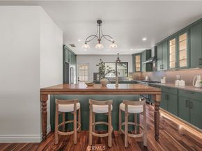 1710 N Oxford, Pasadena CA 91104