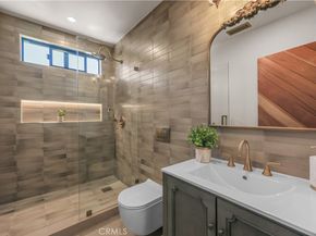1710 N Oxford, Pasadena CA 91104