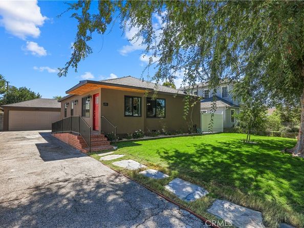 1710 N Oxford, Pasadena CA 91104