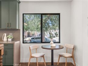 1710 N Oxford, Pasadena CA 91104