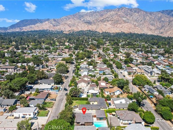 1710 N Oxford, Pasadena CA 91104