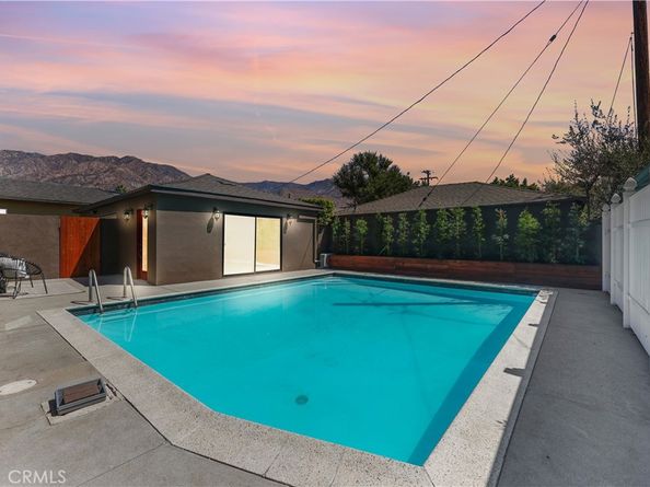 1710 N Oxford, Pasadena CA 91104