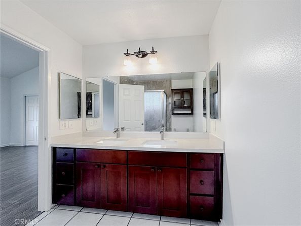 15956 Alicante, La Mirada CA 90638