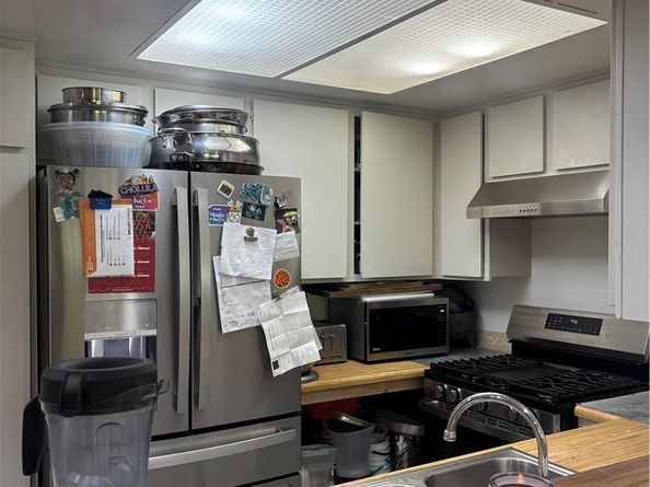 700 W 3rd C206, Santa Ana CA 92701