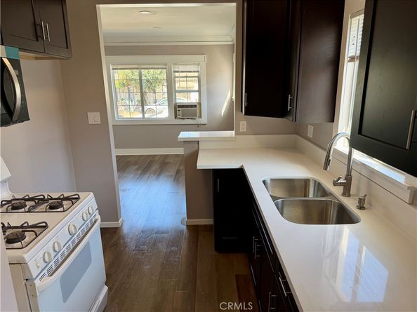 2600 E 14th Street, Long Beach CA 90804