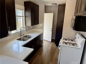 2600 E 14th Street, Long Beach CA 90804
