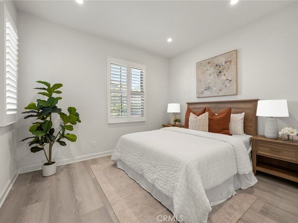 208 Canterbury, Irvine CA 92618