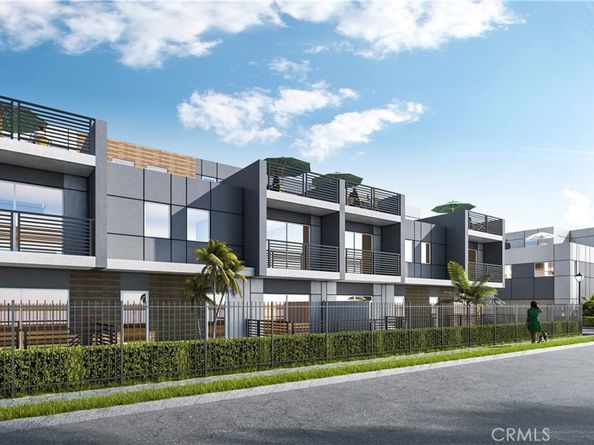 1022 W 223rd Street 6, Torrance CA 90502