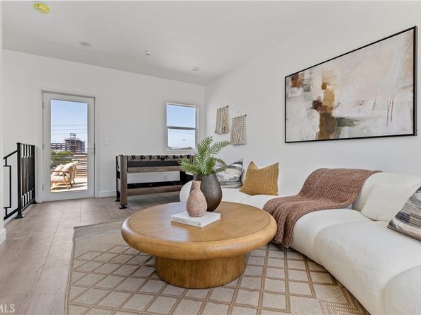 1022 W 223rd Street 6, Torrance CA 90502