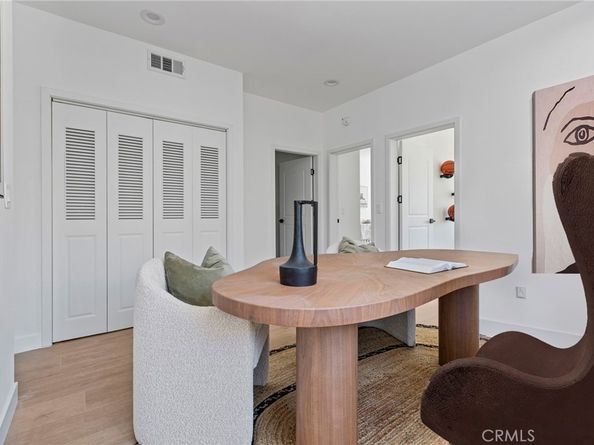 1022 W 223rd Street 6, Torrance CA 90502