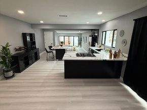 7803 S Harvard, Los Angeles CA 90047