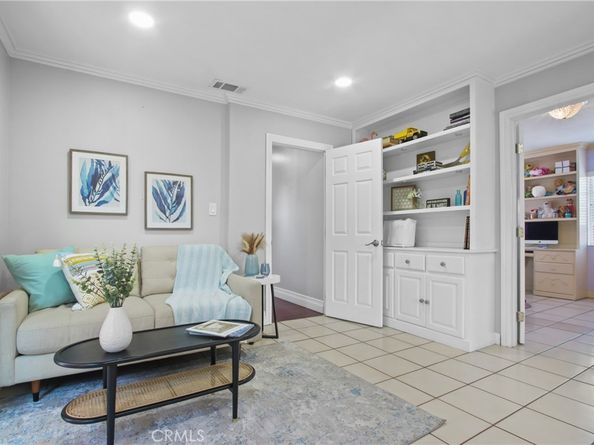 3950 E De Ora, Long Beach CA 90815