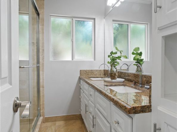 3950 E De Ora, Long Beach CA 90815