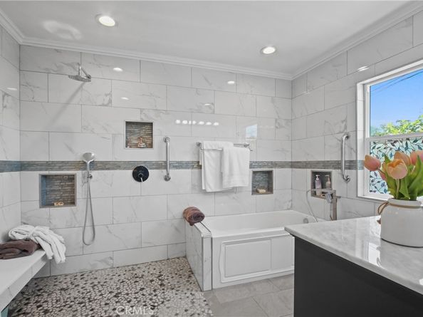 3950 E De Ora, Long Beach CA 90815