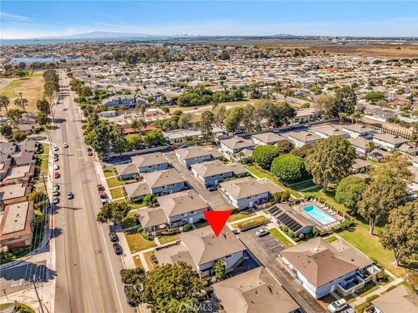 4648 Vista Bahia Drive 16, Huntington Beach CA 92649