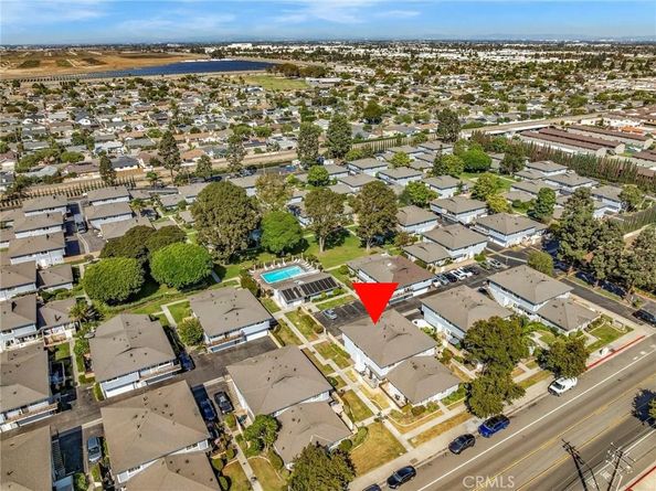 4648 Vista Bahia Drive 16, Huntington Beach CA 92649