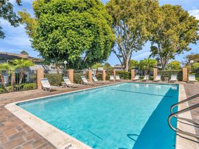 4648 Vista Bahia Drive 16, Huntington Beach CA 92649