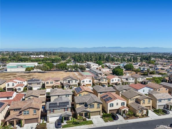 825 Sweetbay Lane, Los Angeles CA 90059