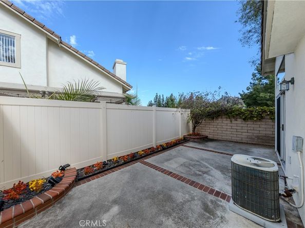 5931 E Rocking Horse Way 31, Orange CA 92869