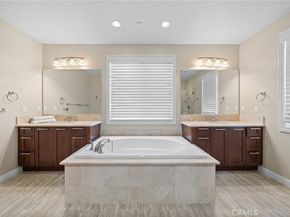 19 Hollyhock, Lake Forest CA 92630