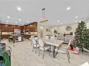 19 Hollyhock, Lake Forest CA 92630