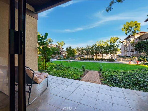 8103 Marina Pacifica N, Long Beach CA 90803