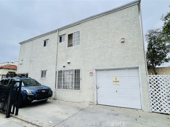 1083 Gaviota Avenue, Long Beach CA 90813