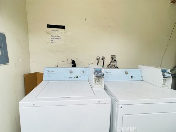 1083 Gaviota Avenue, Long Beach CA 90813