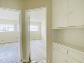 1083 Gaviota Avenue, Long Beach CA 90813